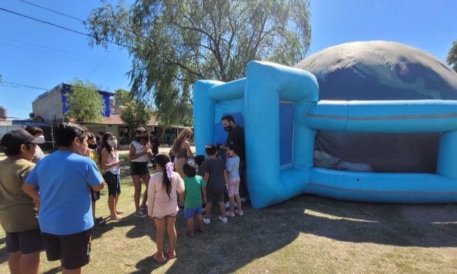 Jornada multidisciplinaria y pedagógica en barrio Luján