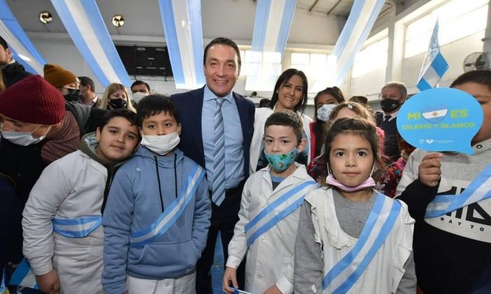 ¡Sí, prometo! Estudiantes varelenses brindaron lealtad a la Bandera