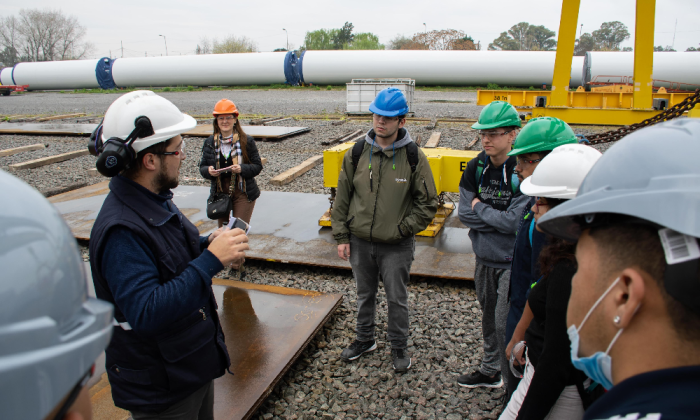 Florencio Varela: Alumnos de escuelas técnicas recorrieron empresa exportadora