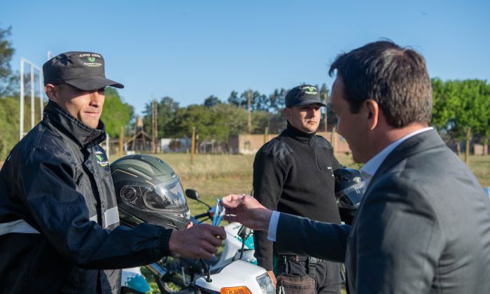 F. Varela: treinta nuevas motos para Guardia Comunal