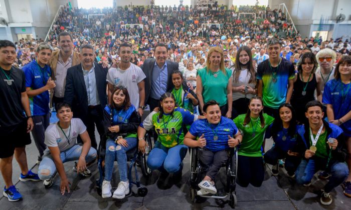 F. Varela: ¡Un verdadero orgullo! Reconocimiento al desempeño deportivo local en los Juegos Bonaerenses