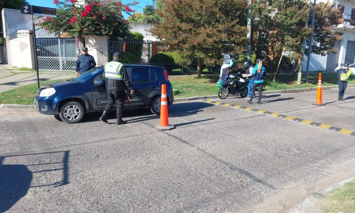 Florencio Varela - Dispositivo de control de tránsito en Kilómetro 26.700 - Incautaron 17 rodados