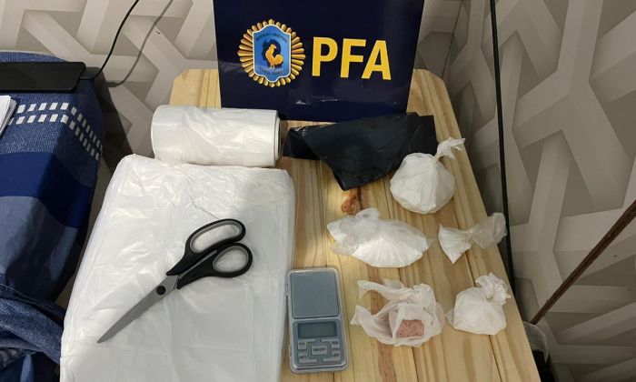 Banda narco de peruanos fue detenida por efectivos de la PFA