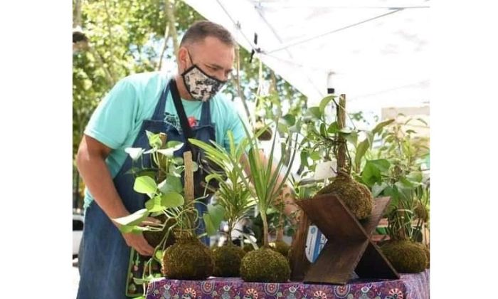 Florencio Varela - Fiesta de la Flor, un impulso a la producción local