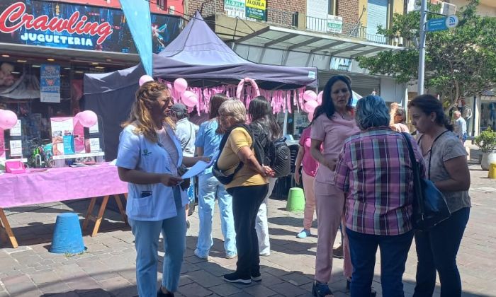 F. Varela - Decenas de vecinas participaron en una jornada sobre salud de la mujer