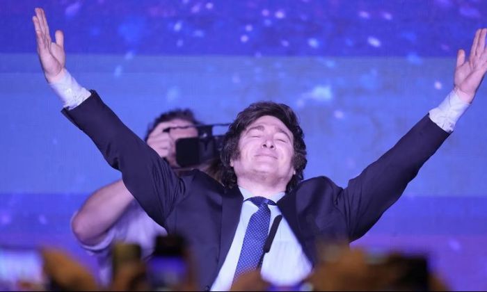 Terminante triunfo de Javier Milei, próximo presidente de la Argentina