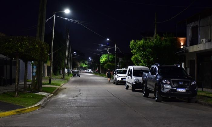 El 50% del alumbrado público en Florencio Varela full LED