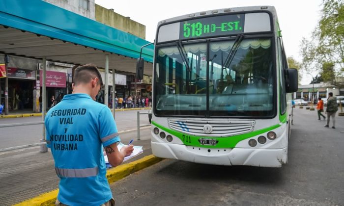 F. Varela - Inspección a unidades de transporte público de pasajeros