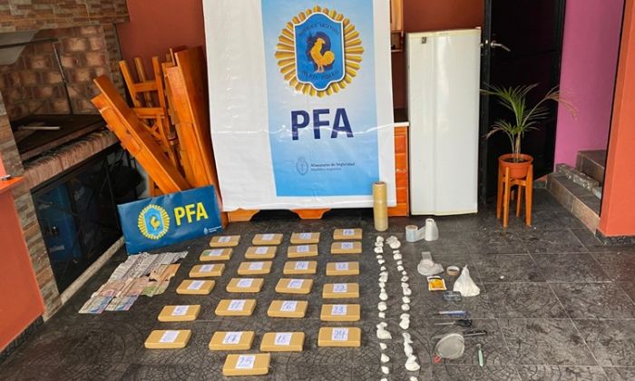 Conurbano sur: la PFA desarticuló una banda narco-criminal y secuestró 30 kilos de cocaína