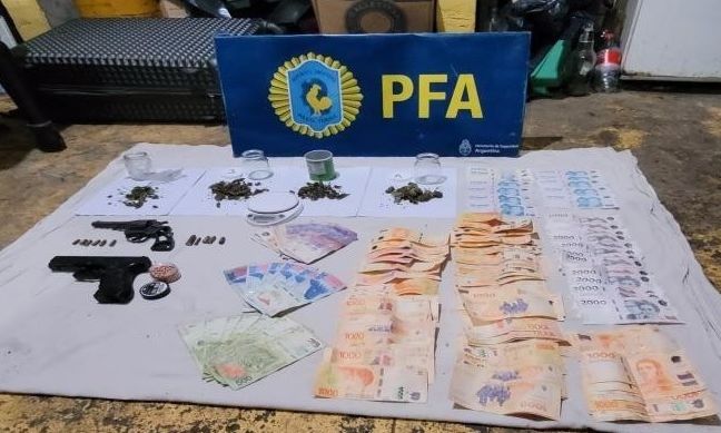 La PFA desbarató cuatro puntos de venta de drogas en el sur del conurbano