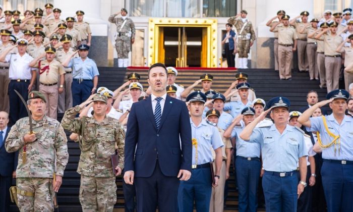 Servicio Militar Voluntario para jóvenes que no estudian ni trabajan