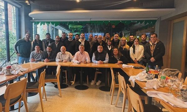 Lanús - Sebastián Pareja se reunión con todos los coordinadores de LLA pertenecientes a la 3ra sección