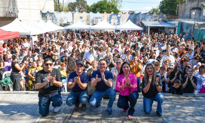 F. Varela - Andrés Watson formalizó la apertura de los talleres artísticos y culturales 2026