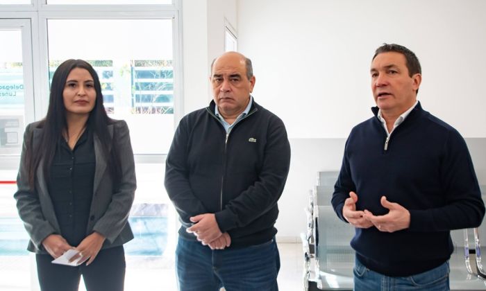 F. Varela - Andrés Watson supervisó el funcionamiento de la delegación municipal de KM26,700