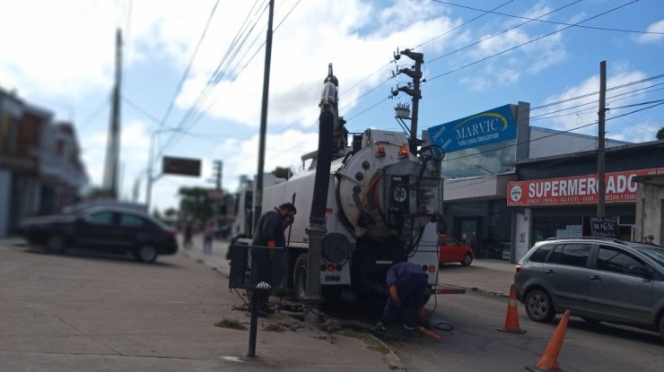 Se reforzaron trabajos de saneamiento hidráulico en Florencio Varela