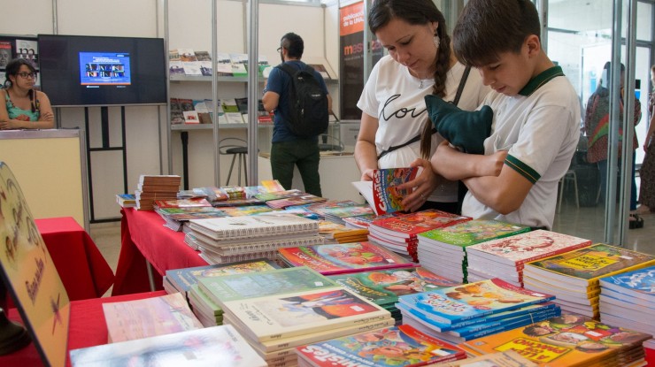Feria del libro en Florencio Varela