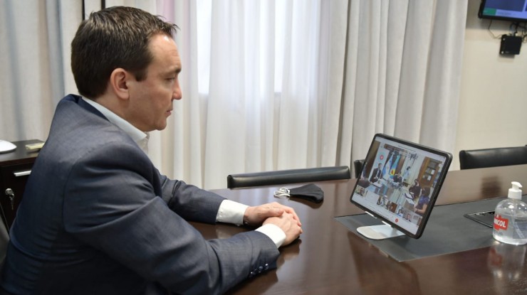 Watson y Kicillof en videoconferencia