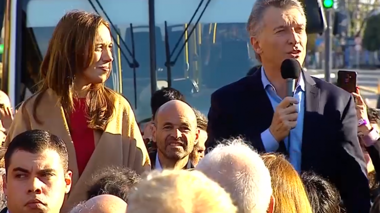 Macri y Vidal inauguraron el Metrobús de Quilmes  