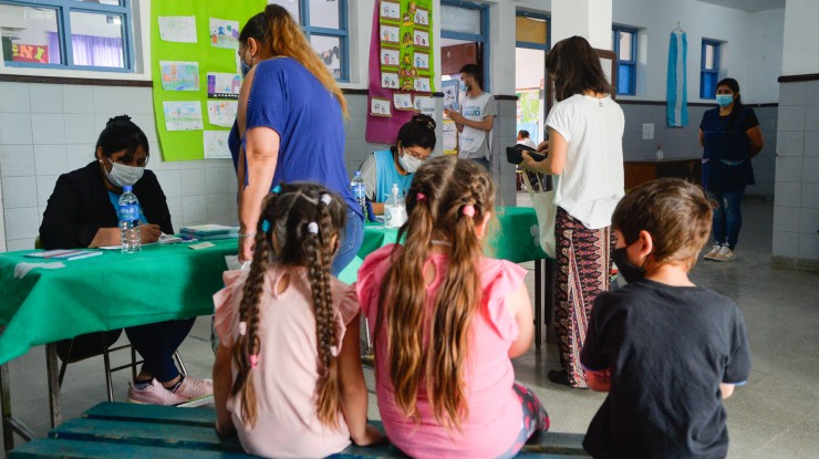 Campaña de vacunación contra el coronavirus en escuelas