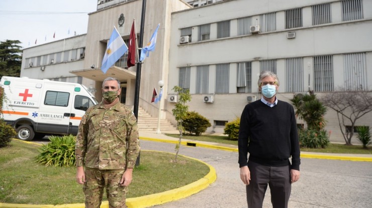 En el Hospital Militar Central comenzó la vacunación de voluntarios