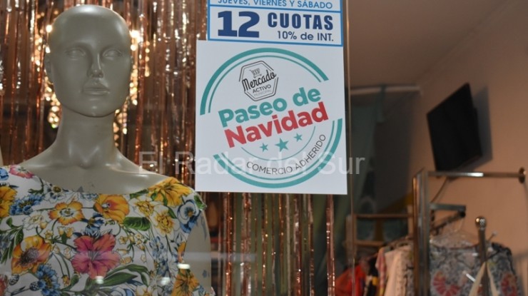 Exitoso Paseo Navideño en el centro varelense