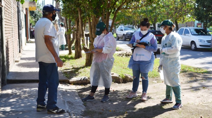 Operativo socio sanitario en el barrio Sarmiento