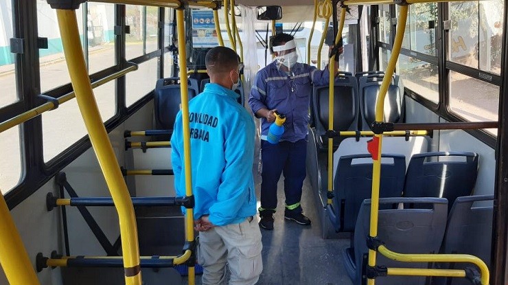 Verifican desinfecciones en transportes de pasajeros