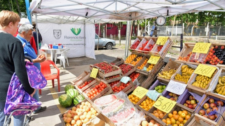 Mercado Activo en el barrio Lomas de Monteverde