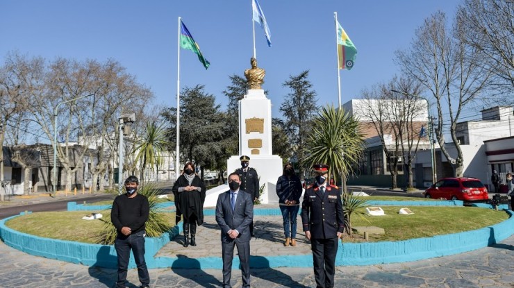 Watson realizó un homenaje al General San Martín