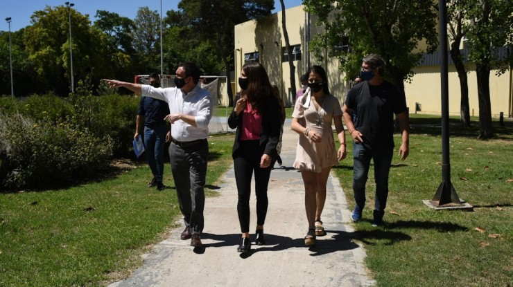 Watson y Arrondo en el Polideportivo Municipal “La Patriada"