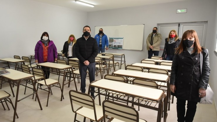 Un nuevo salón para escuela del barrio Luján
