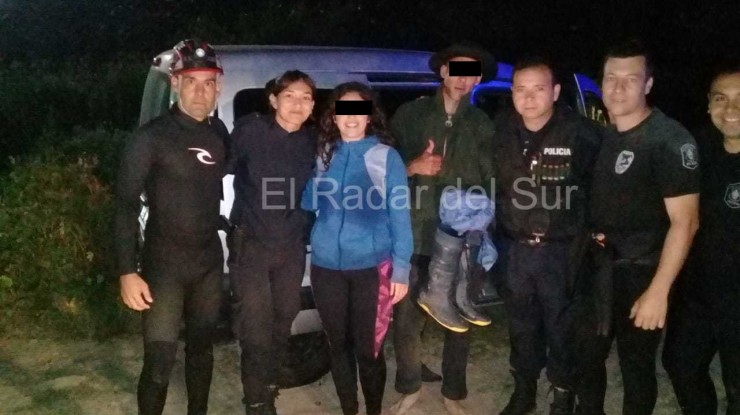 Rescataron a dos jóvenes en la Ribera de Berazategui