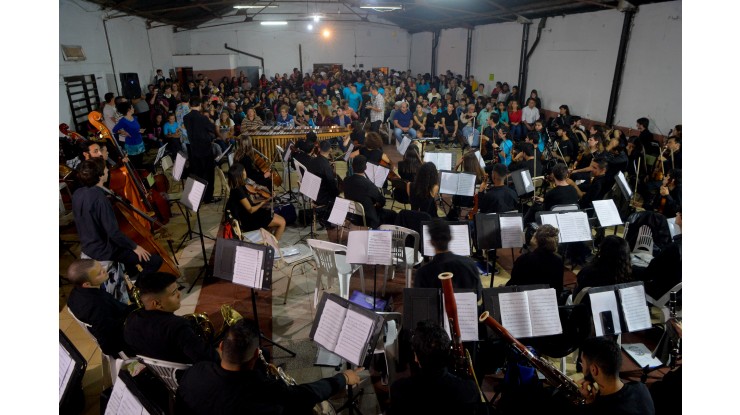 Gran concierto de la Orquesta Sinfónica en Florencio Varela