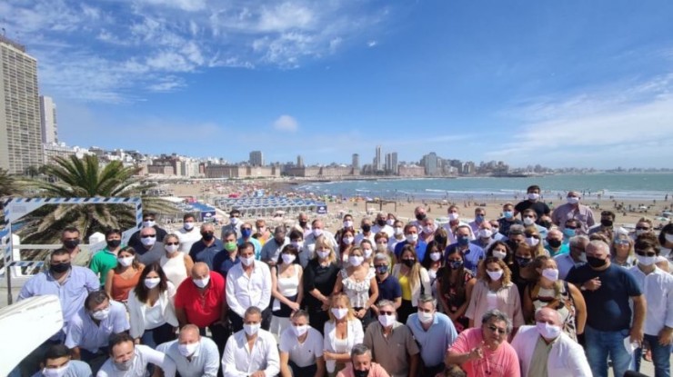 Vecinos Unidos se reunió en Mar del Plata