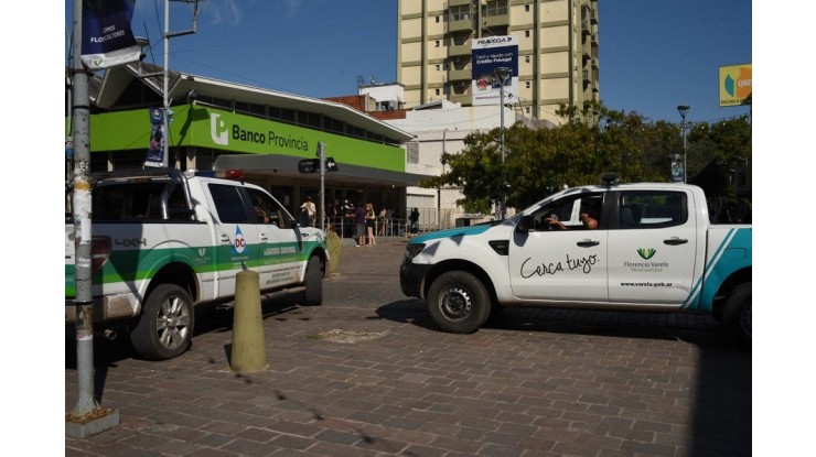 Operativos en los bancos para garantizar el distanciamiento social