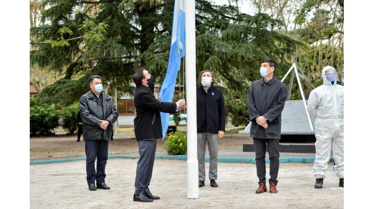 Varela celebró el Aniversario de la Revolución de Mayo