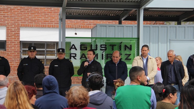 El intendente Watson inauguró Punto Seguro en Agustín Ramírez 