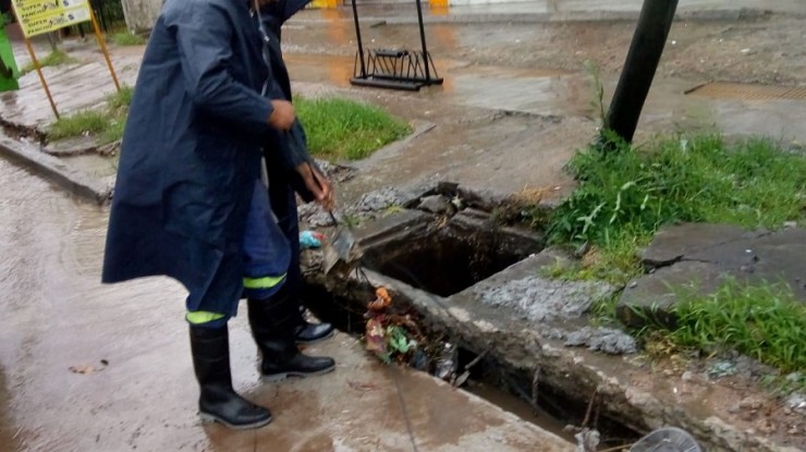 Intensa tarea de las cuadrillas municipales tras el temporal