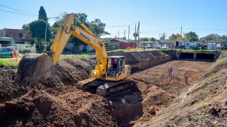 Avanza el entubamiento del arroyo Jiménez