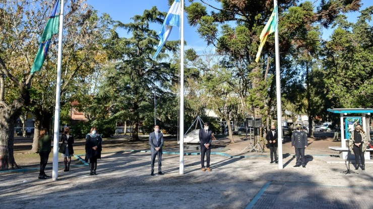 Conmemoración por un nuevo aniversario de la Revolución de Mayo